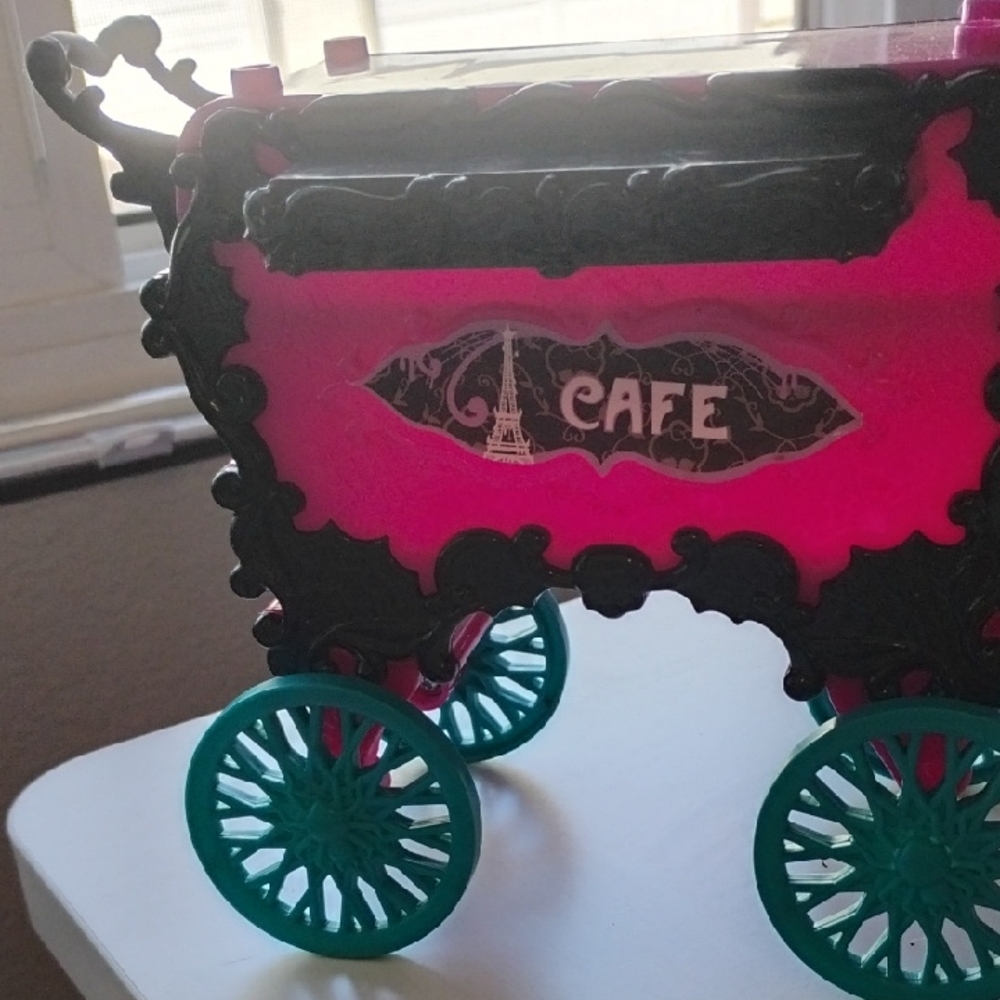 Monster High Pink and Black Cafe Cart